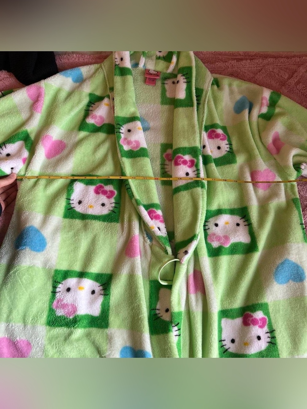 vintage 2007 Sanrio Hello Kitty Green Plush Robe - Picture 8 of 8